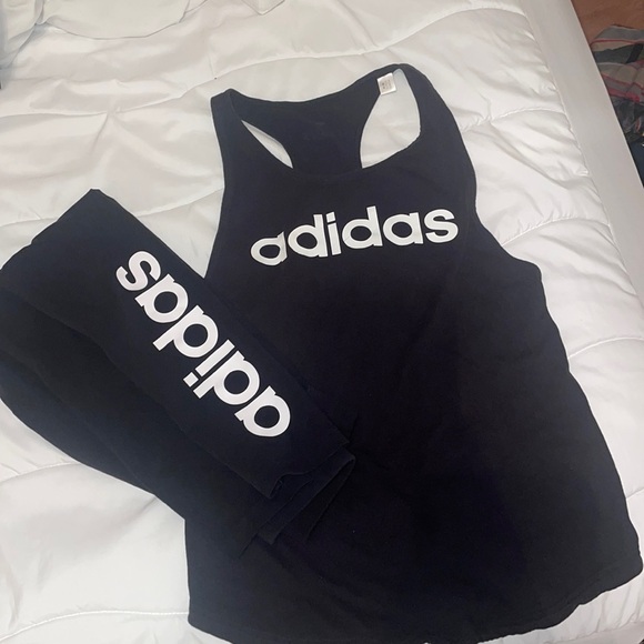 Two piece adidas set - Picture 1 of 3